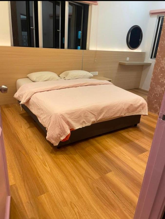 Apartment Cameron Adik Aisyah Purple Romance For Islam *